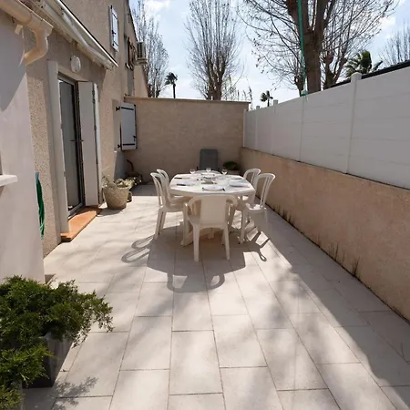 Maison 6 Personnes A 300m De La Vias