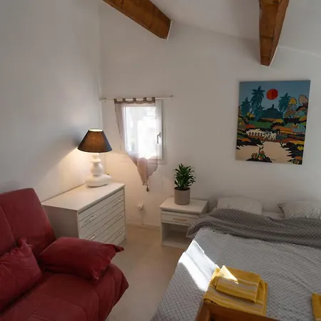 Maison 6 Personnes A 300m De La Vias